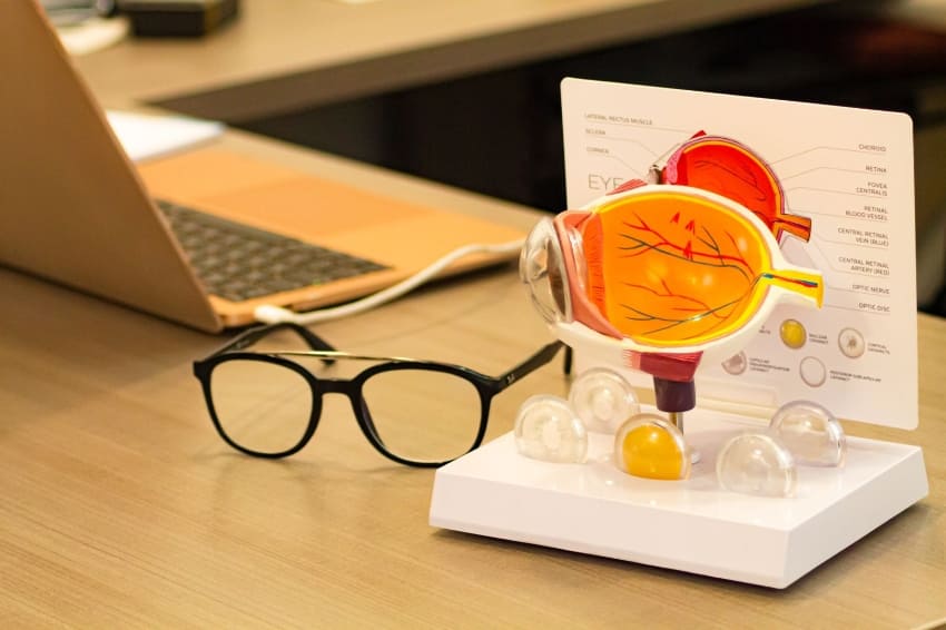 atencion medica oftalmologica